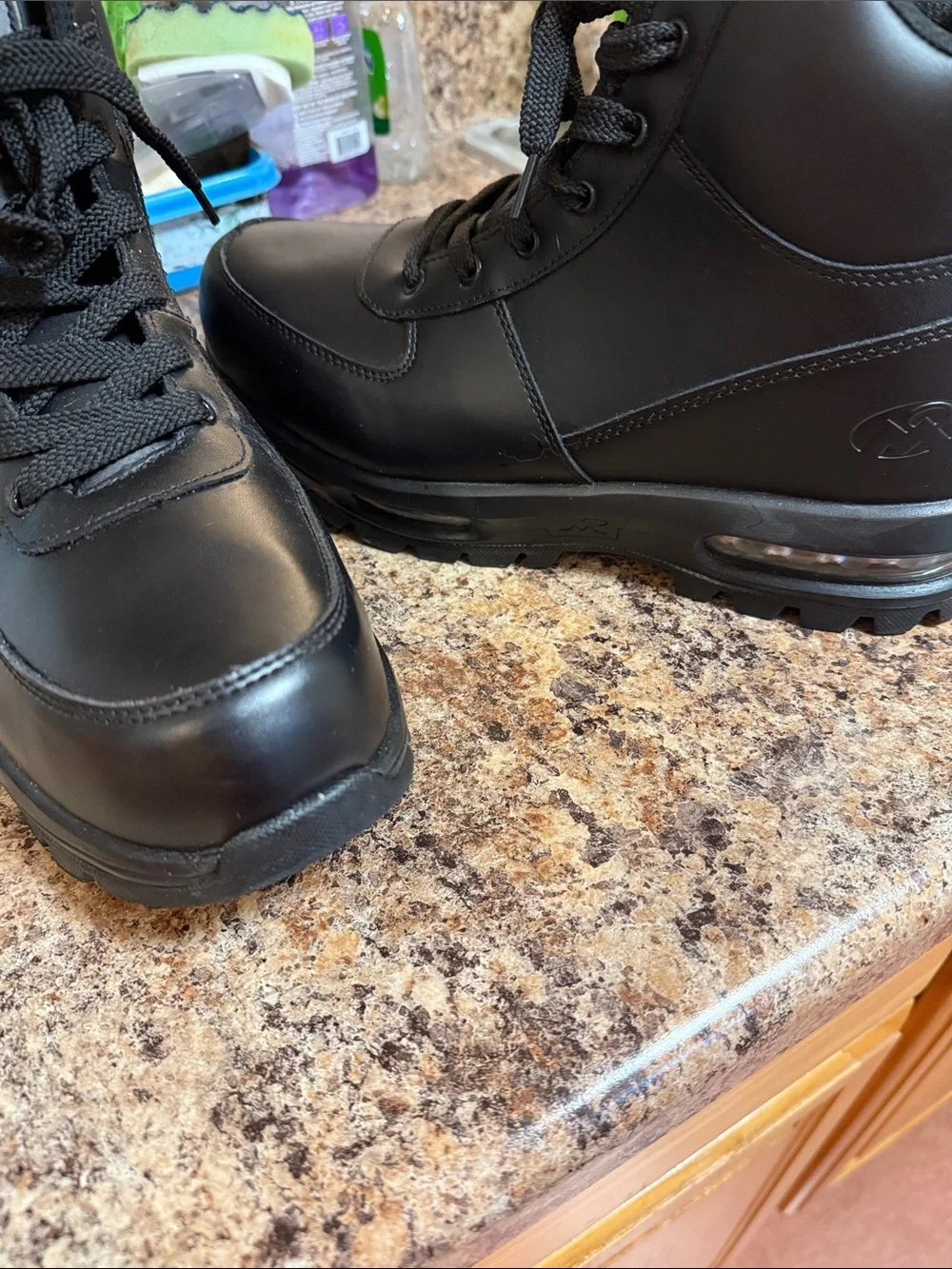 Mountain Gear versatile black